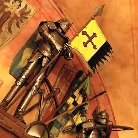 Pytloun Old Armoury Prague, Stara Zbrojnice