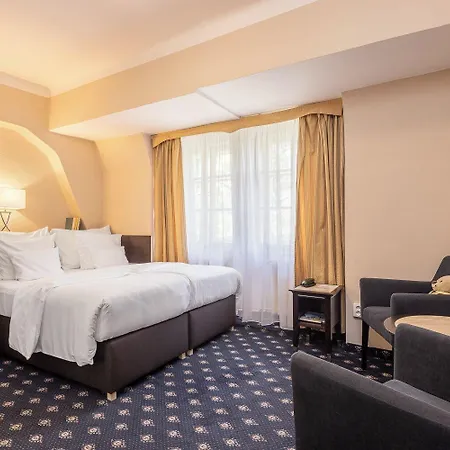 Pytloun Old Armoury Prague, Stara Zbrojnice 4*
