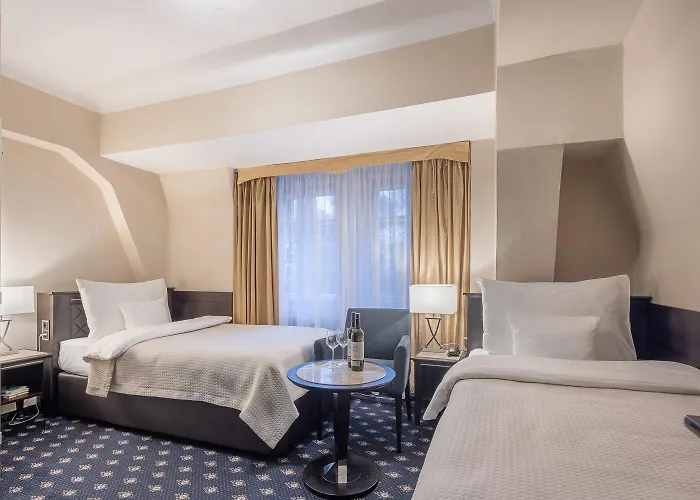 Pytloun Old Armoury Prague, Stará Zbrojnice