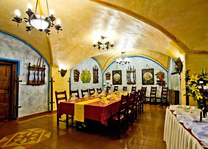 Pytloun Old Armoury Prague, Stara Zbrojnice Prag