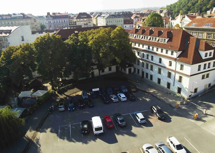 Hotel Pytloun Old Armoury