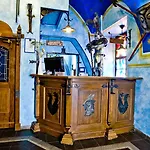 Pytloun Old Armoury Prague, Stara Zbrojnice براغ