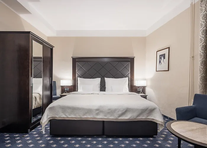 Pytloun Old Armoury Prague, Stara Zbrojnice Otel