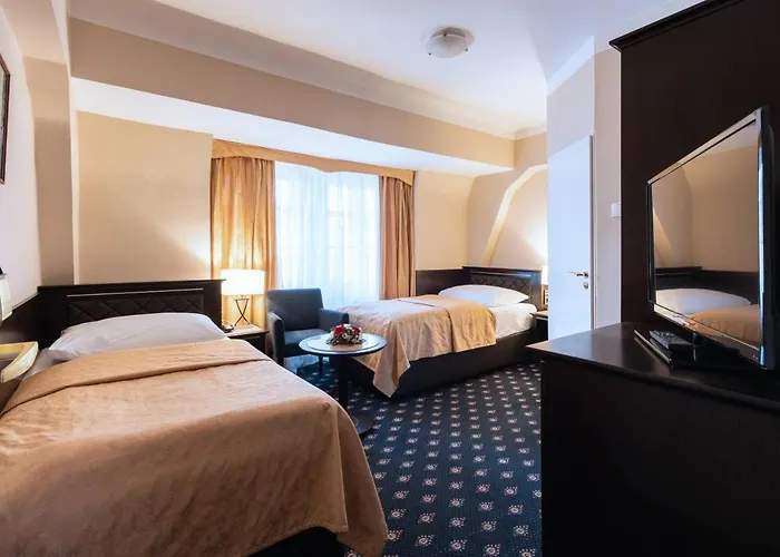 Pytloun Old Armoury Prague, Stara Zbrojnice 4*